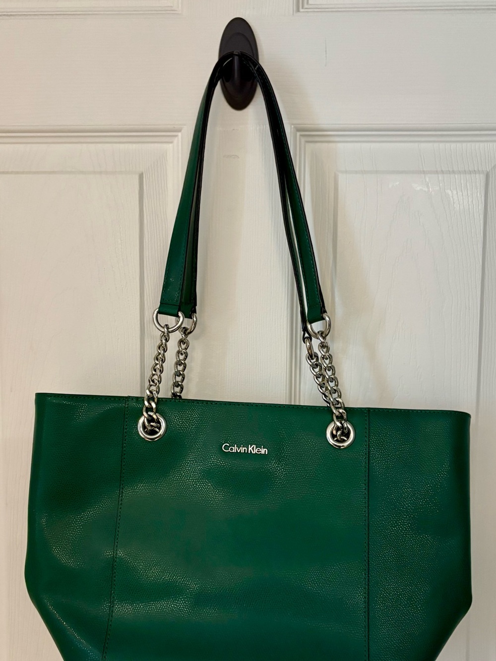 Calvin Klein Green Chain-Handle Tote. Some wear in the one of the handles. Shown